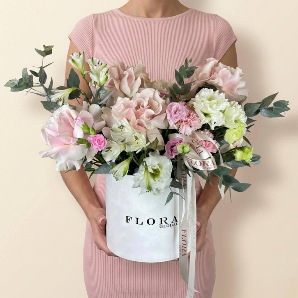 Нежный букет в коробке