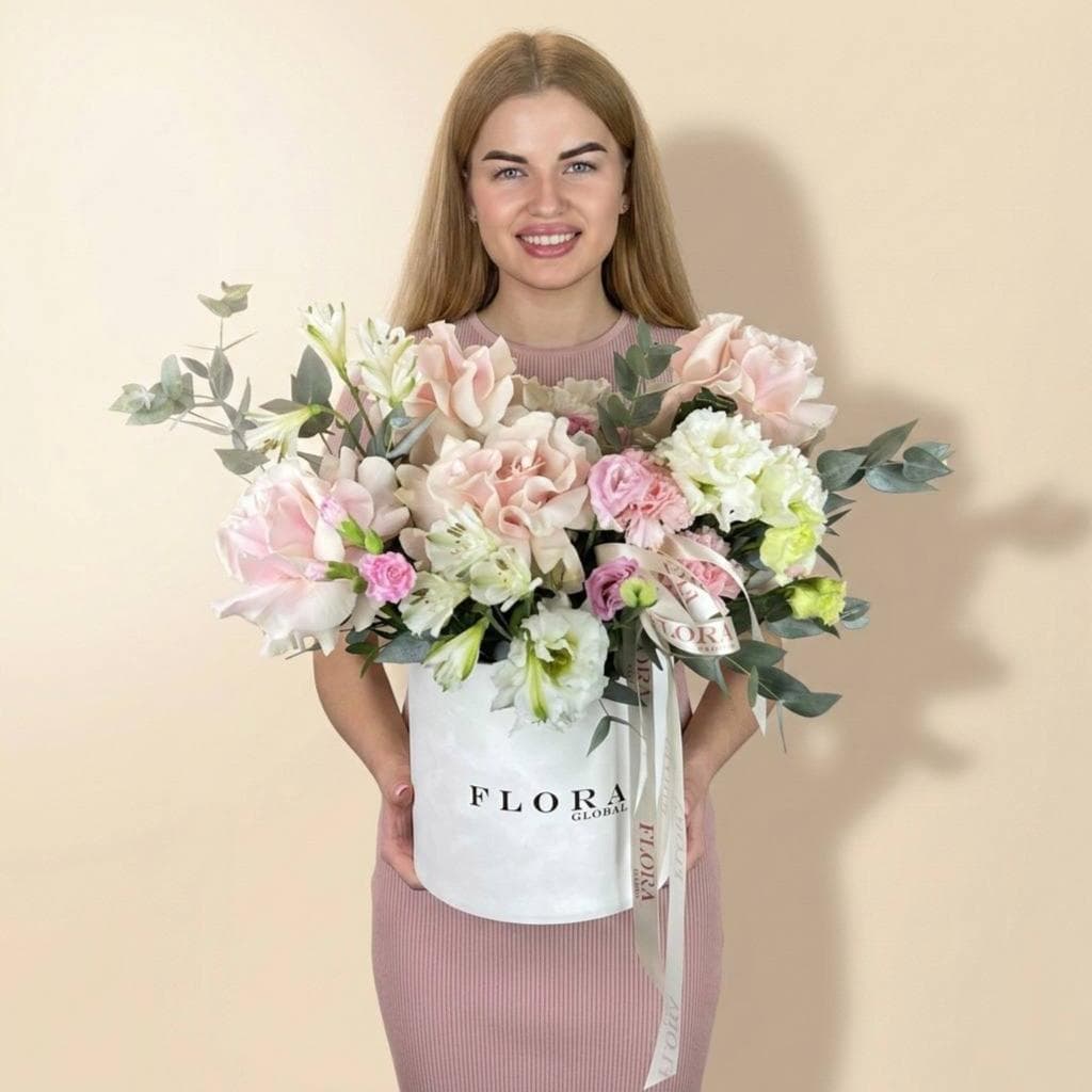 Нежный букет в коробке