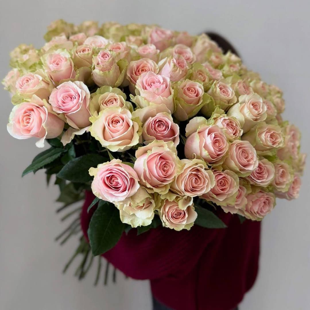 Нежная охапка роз Pink Mondial — 280 ₽/шт
