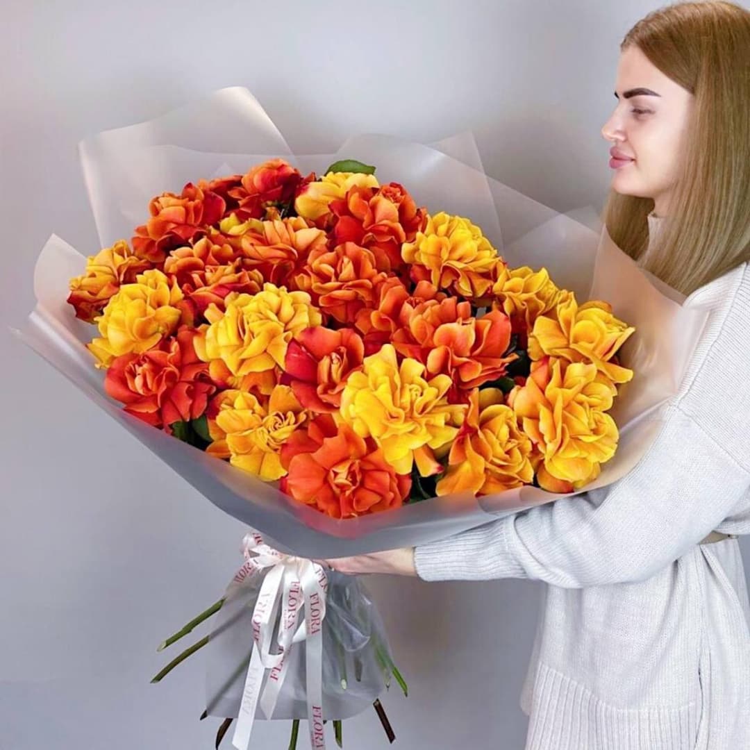 Премиум букет / Огромный букет роз: французские розы 25шт / Оранжевые розы